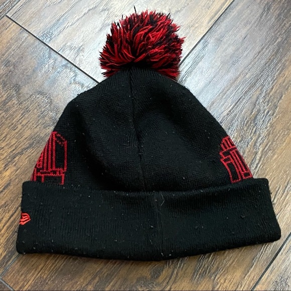 Vtg Chicago Bulls New Era Hardwood Classics Pom Beanie Windy City Jordan 23 NBA - Picture 3 of 7